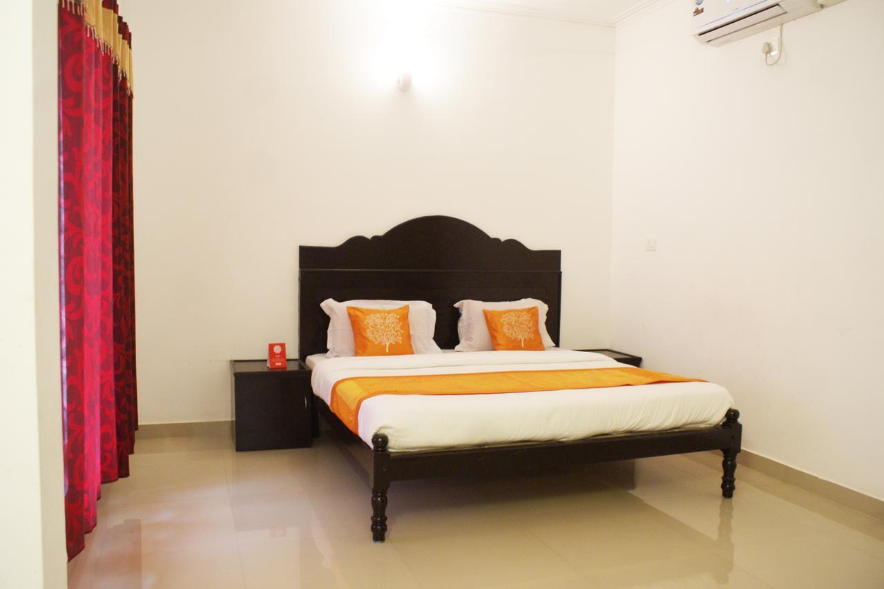 Oyo 4867 Royal Homes Alappuzha Exteriér fotografie