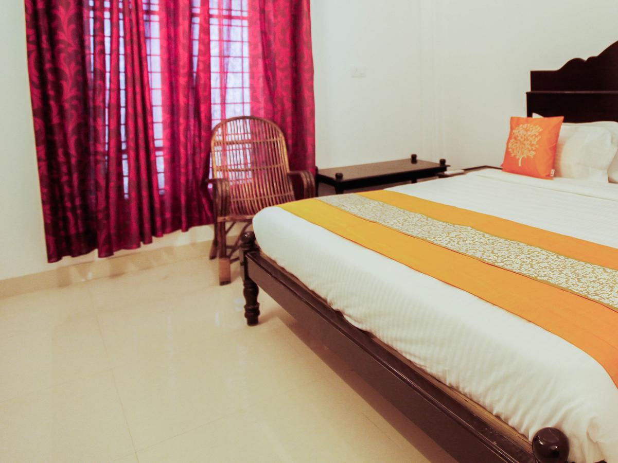 Oyo 4867 Royal Homes Alappuzha Exteriér fotografie